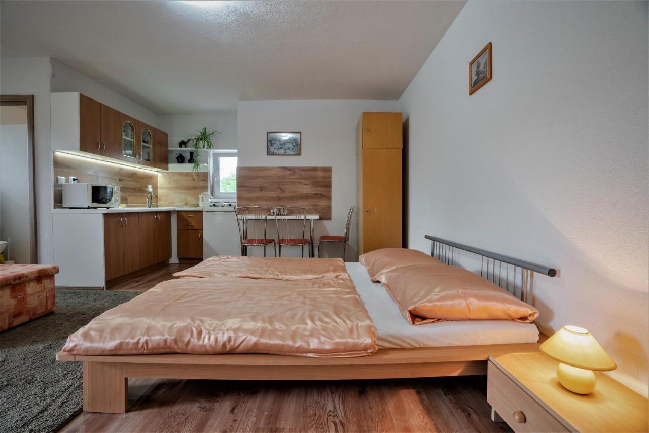 Apartmány Anna Szentmihály Kültér fotó